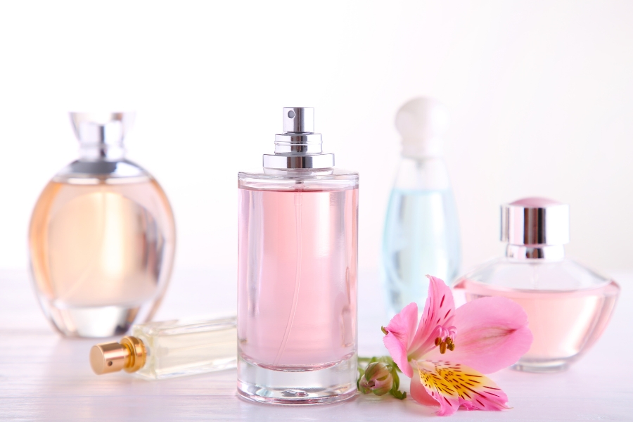 Fragrance Trends - Colored Scents 1